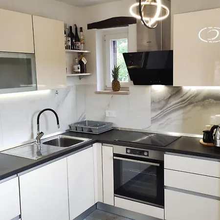 Brsec بيت للعطل *