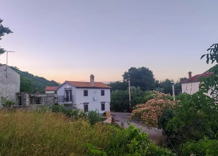 بيت للعطل Brsec